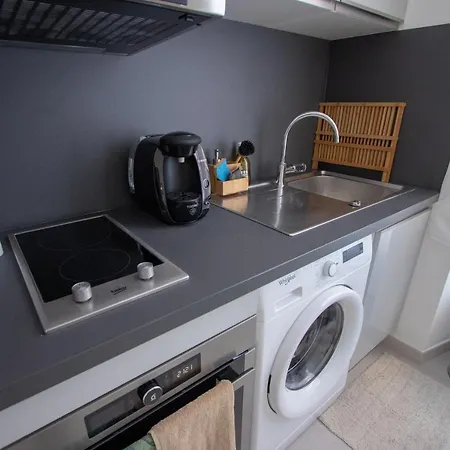 La Canopee Superbe 2 Pieces Neuf A 100m De La Classe 2 Etoiles Apartment