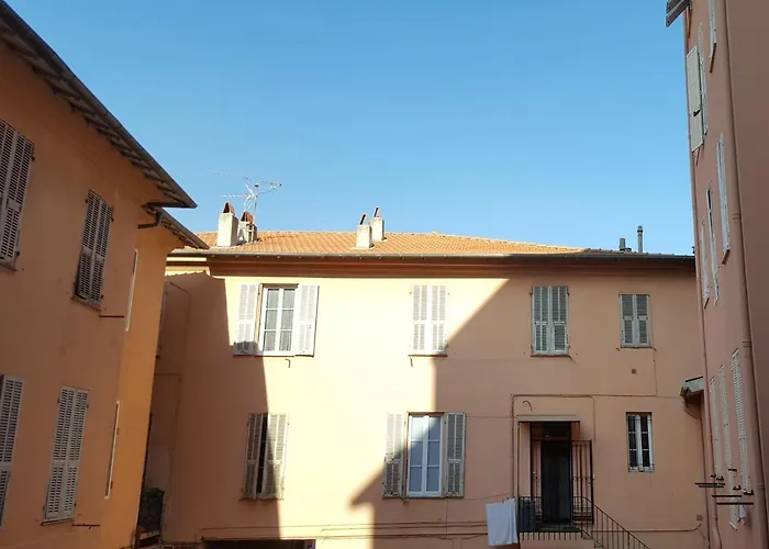 Apartment La Canopee Superbe 2 Pieces Neuf A 100m De La Classe 2 Etoiles Menton